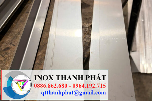 thanh nẹp la inox dày 3mm